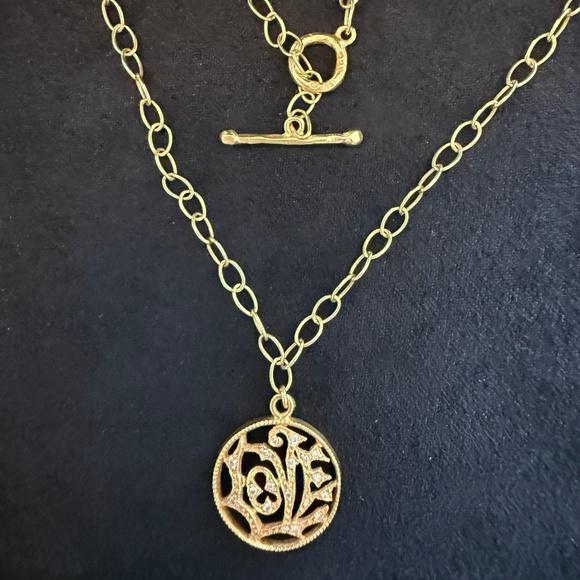Designer CATHY WATERMAN 22K Yellow Gold Diamond LOVE Pendant LACY Chain Necklace - Picture 2 of 16
